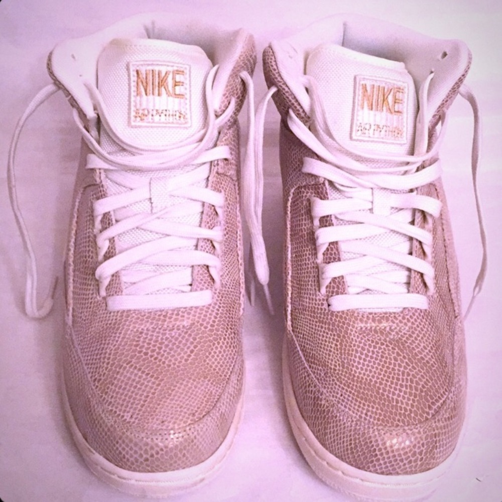 ONLY ONE PAIR! Men’s Nike Air Python Sneakers